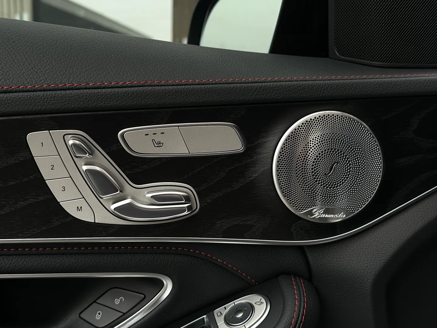 Mercedes Benz C43 AMG Sedan — photo 37