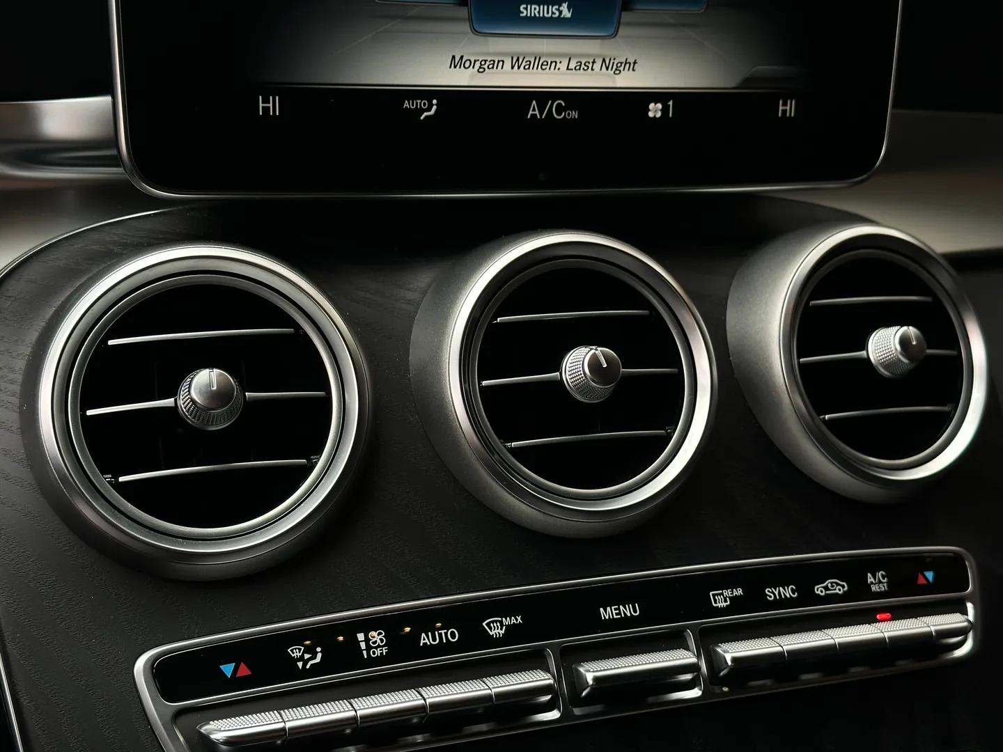 Mercedes Benz C43 AMG Sedan — photo 48