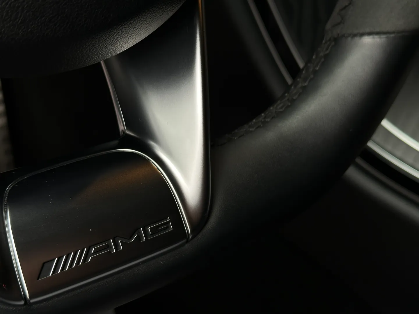 Mercedes Benz C43 AMG Sedan — photo 70
