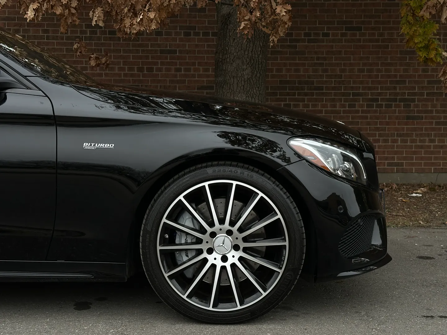 Mercedes Benz C43 AMG Sedan — photo 89