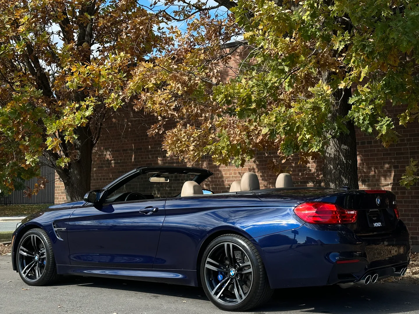 BMW M4 6 Speed Manual Cabriolet — photo 18