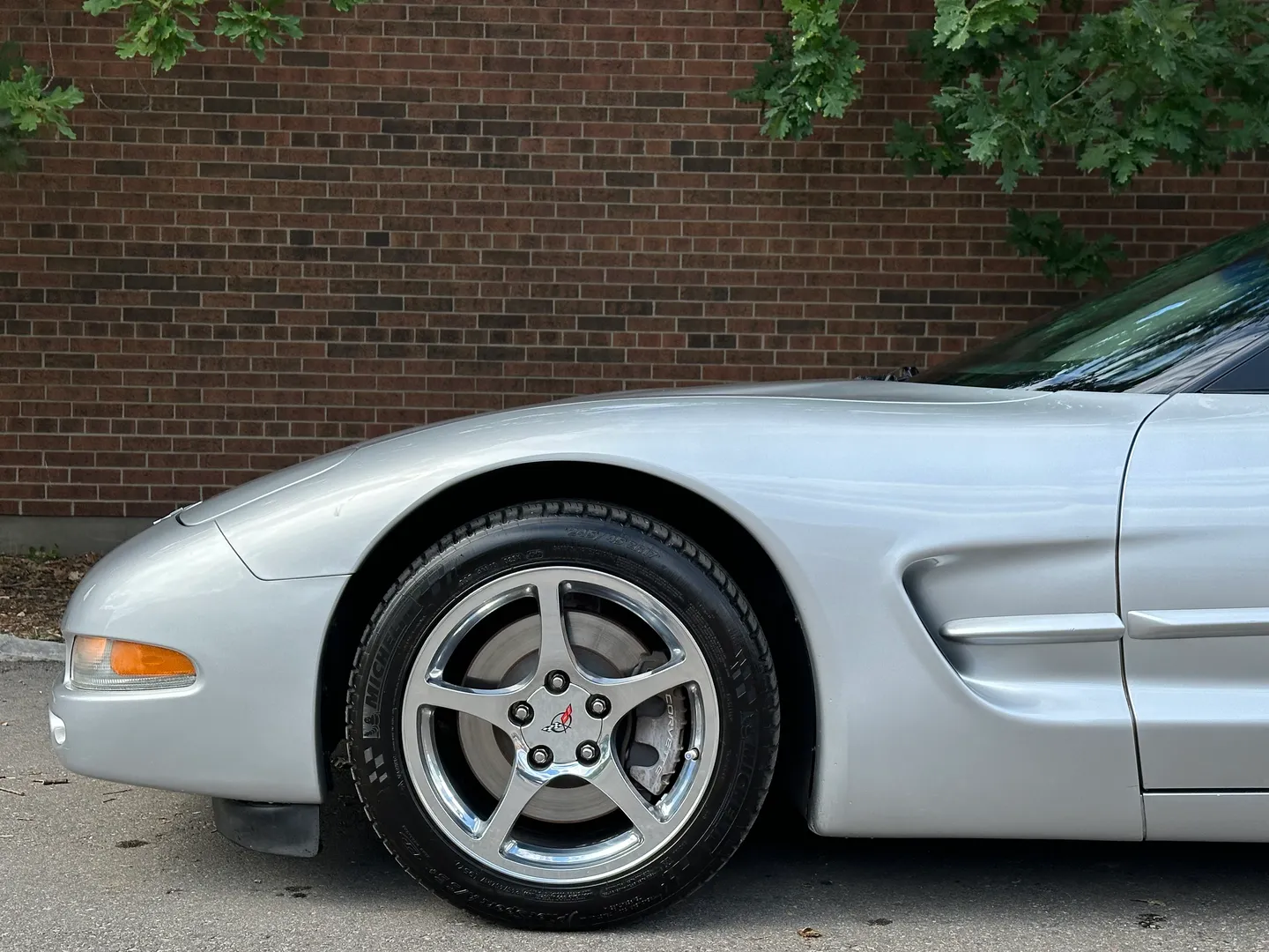 Chevrolet Corvette Convertible — photo 10