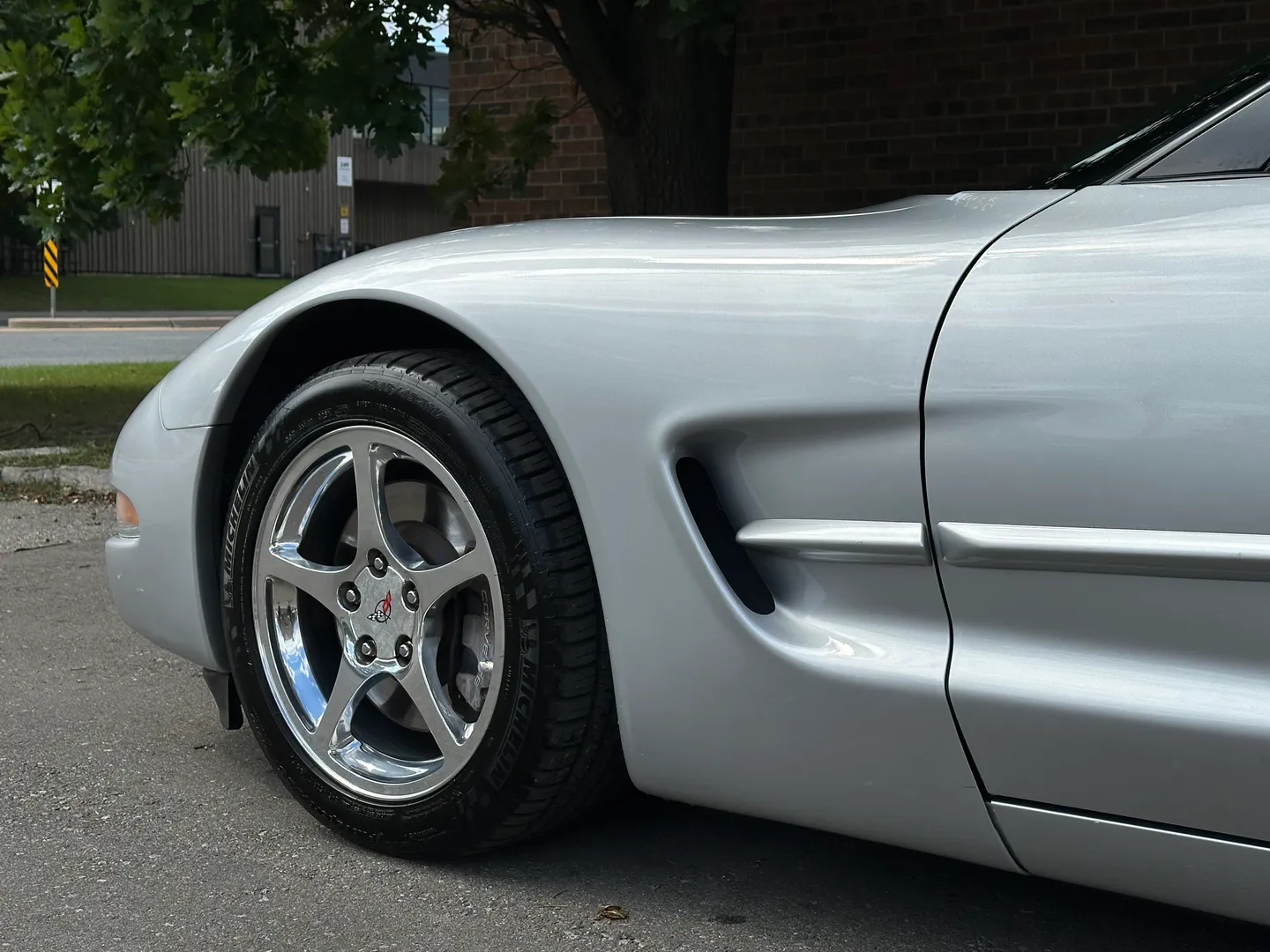 Chevrolet Corvette Convertible — photo 12