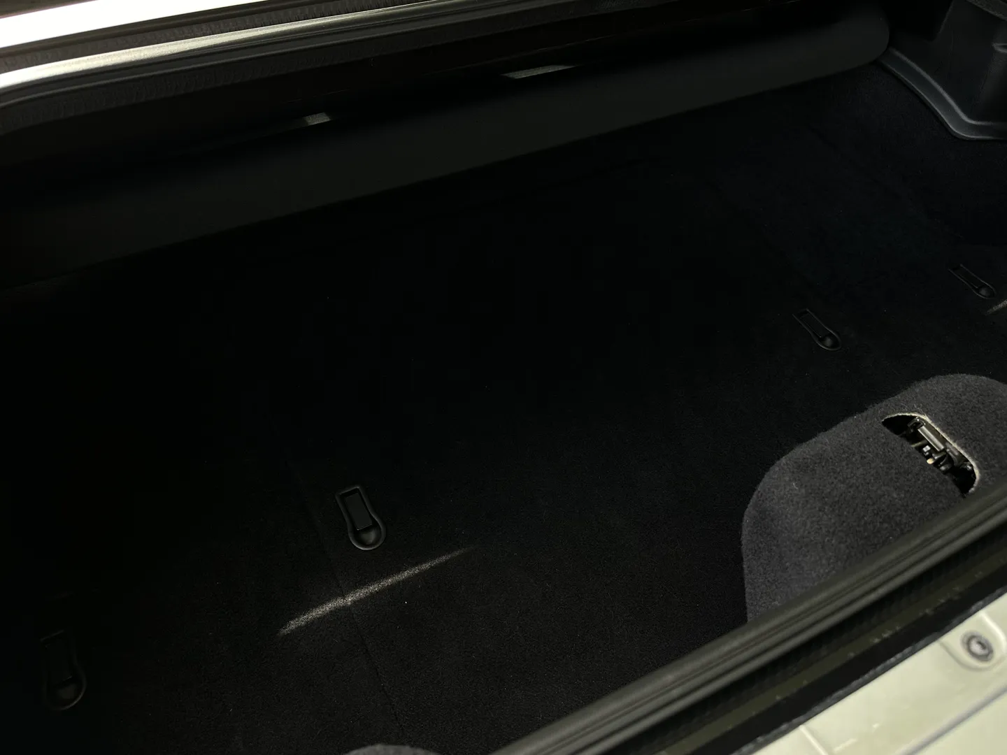 Chevrolet Corvette Convertible — photo 24