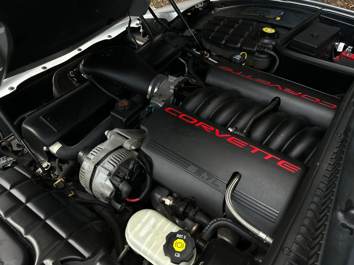 Chevrolet Corvette Convertible — photo 26