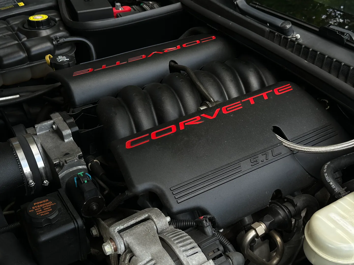Chevrolet Corvette Convertible — photo 28