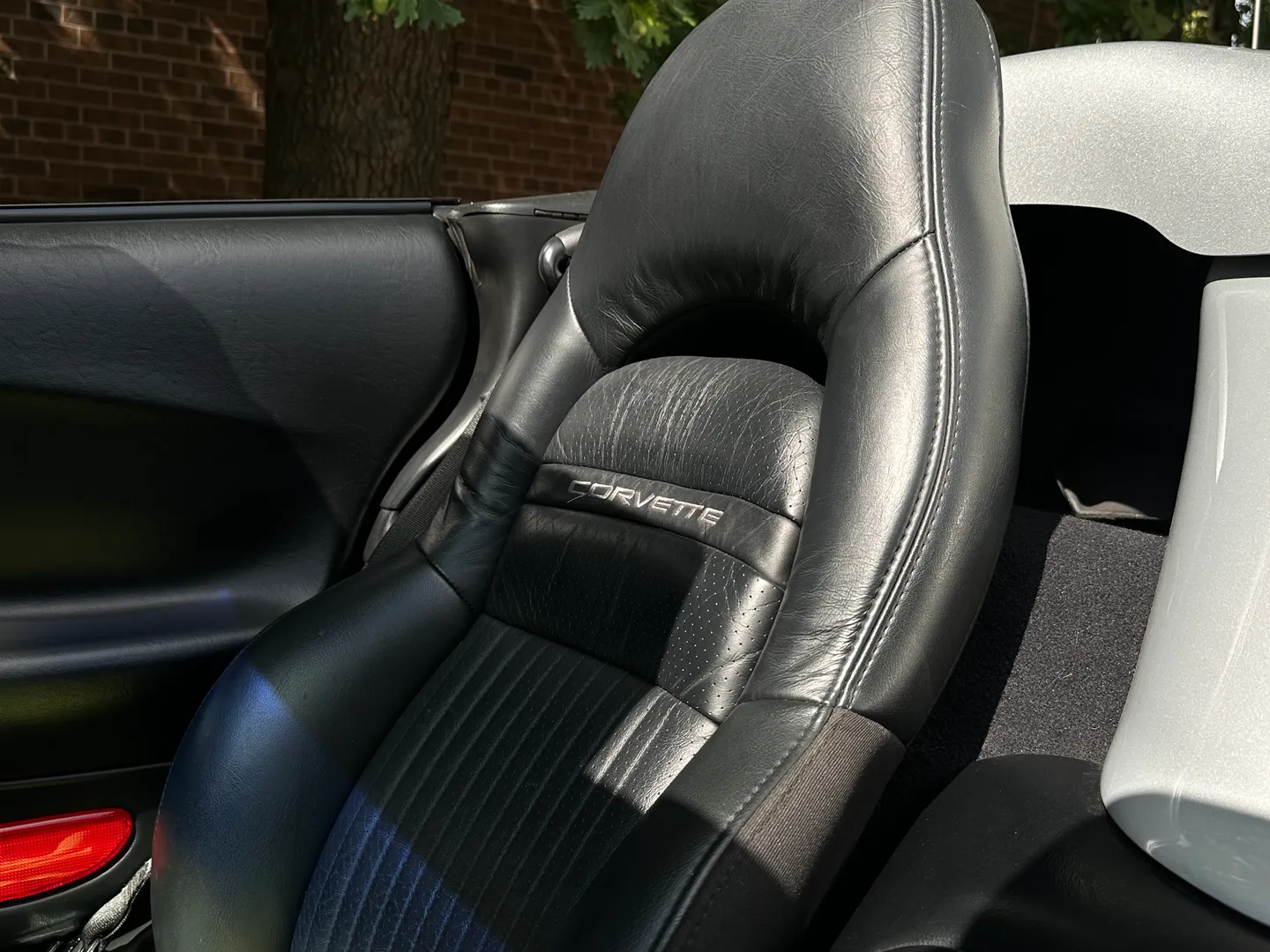 Chevrolet Corvette Convertible — photo 51