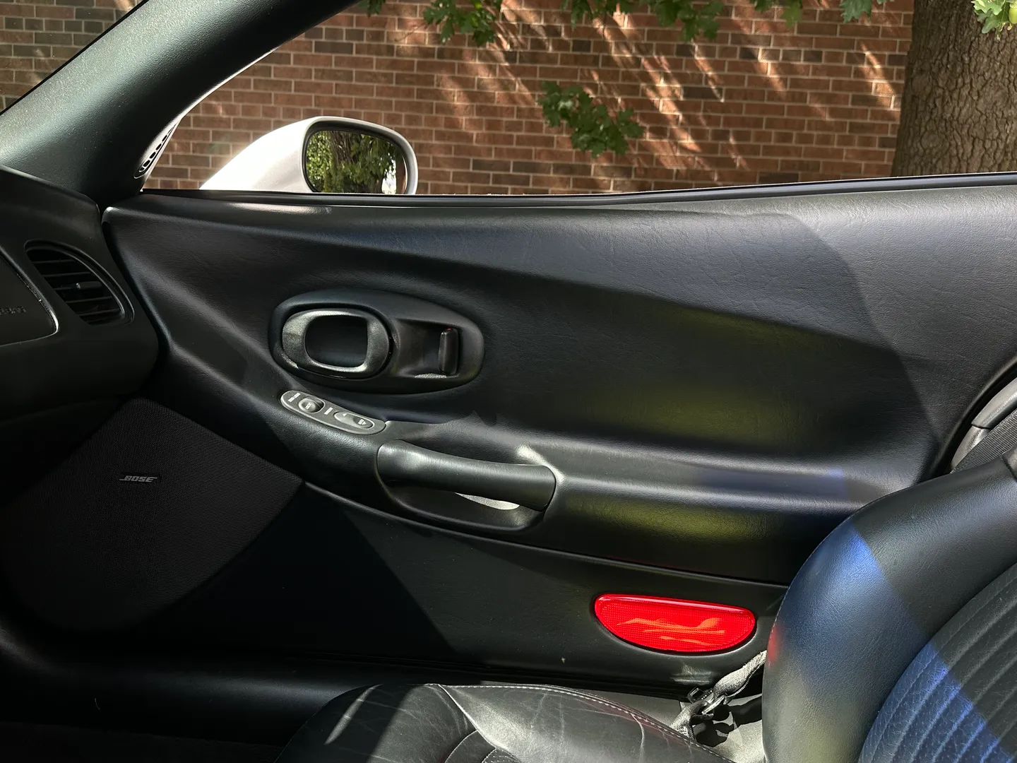 Chevrolet Corvette Convertible — photo 50
