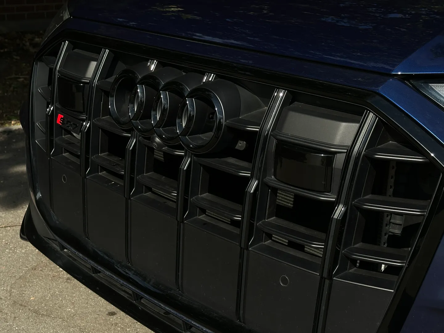 Audi SQ7 — photo 4