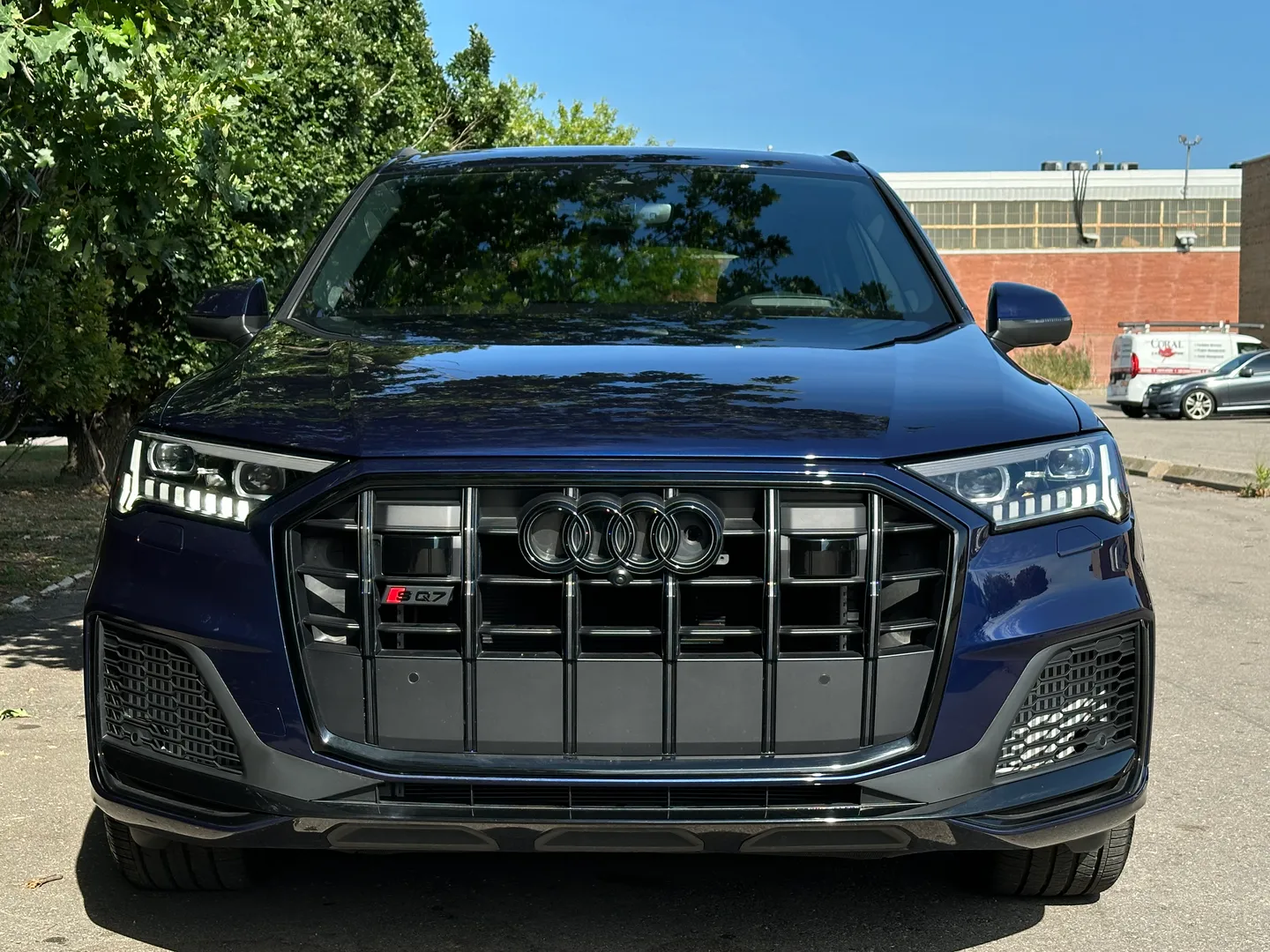 Audi SQ7 — photo 3