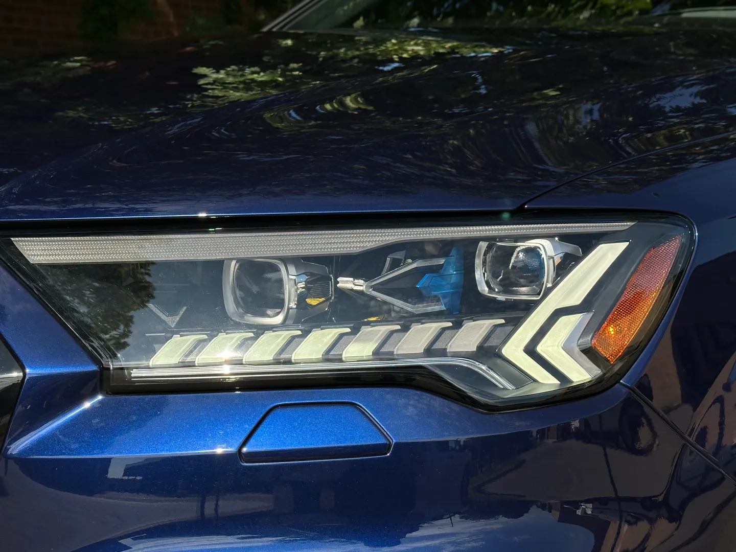 Audi SQ7 — photo 5