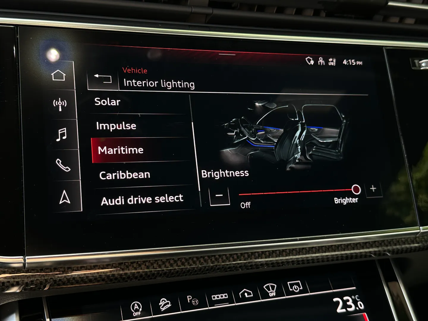 Audi SQ7 — photo 55