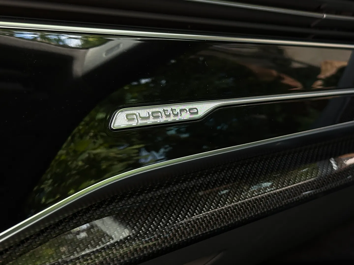 Audi SQ7 — photo 58
