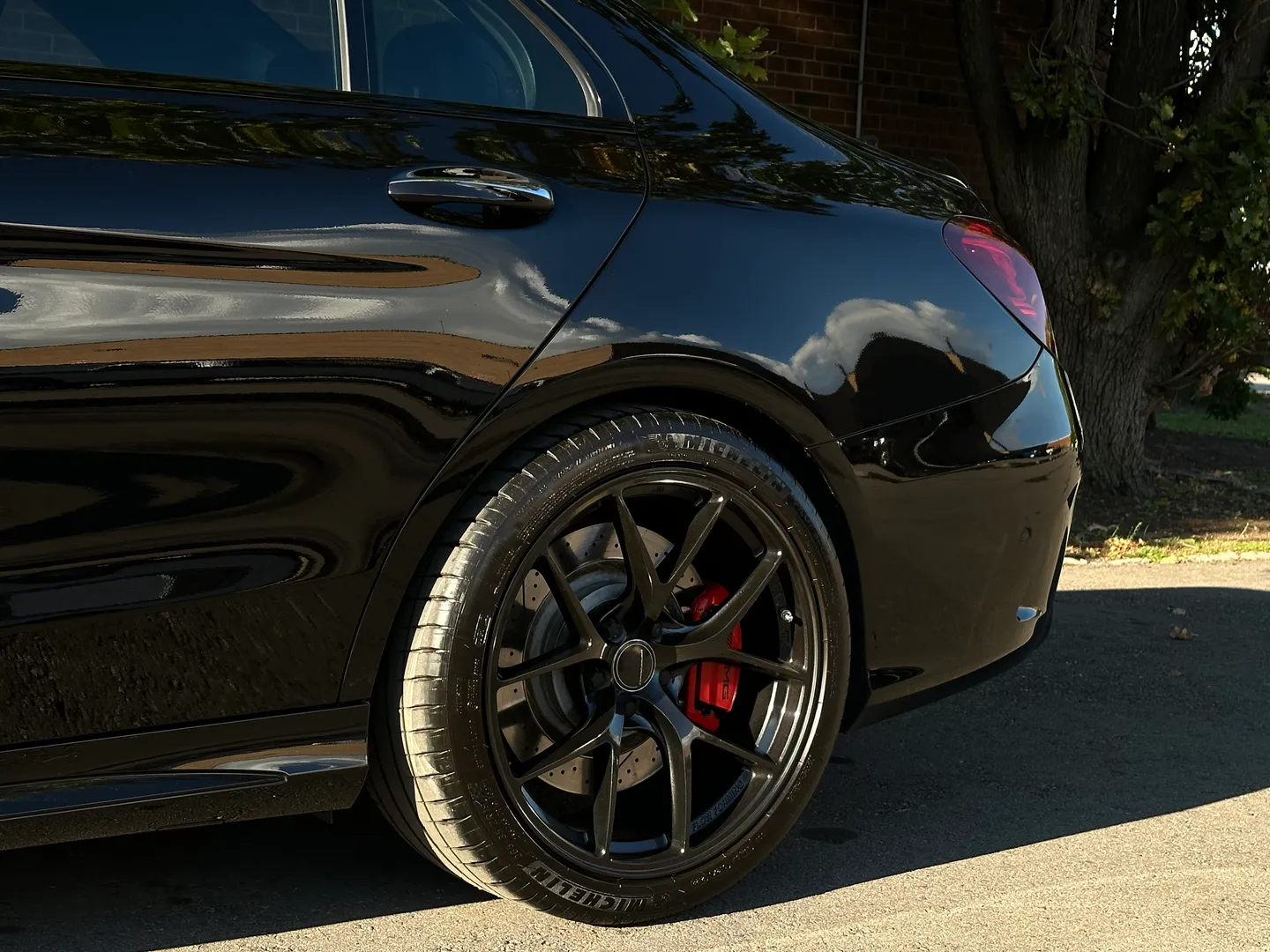Mercedes Benz C63 S AMG Sedan — photo 12