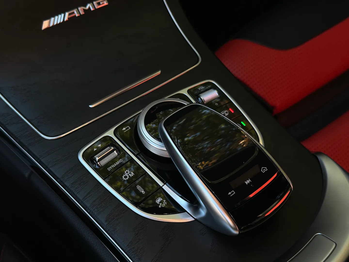 Mercedes Benz C63 S AMG Sedan — photo 37