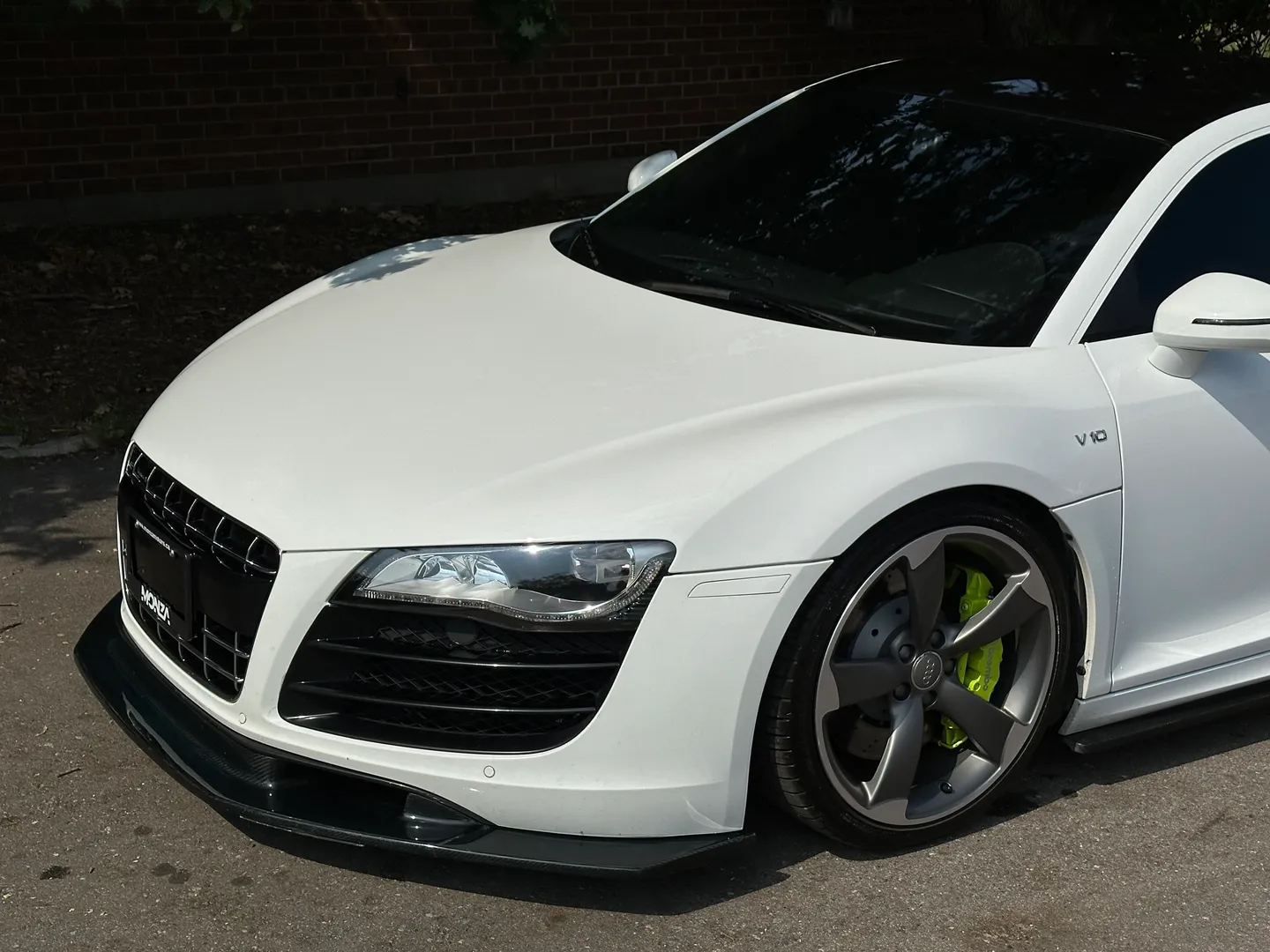 Audi R8 V10 Gated 6 Speed Manual Coupe — photo 7