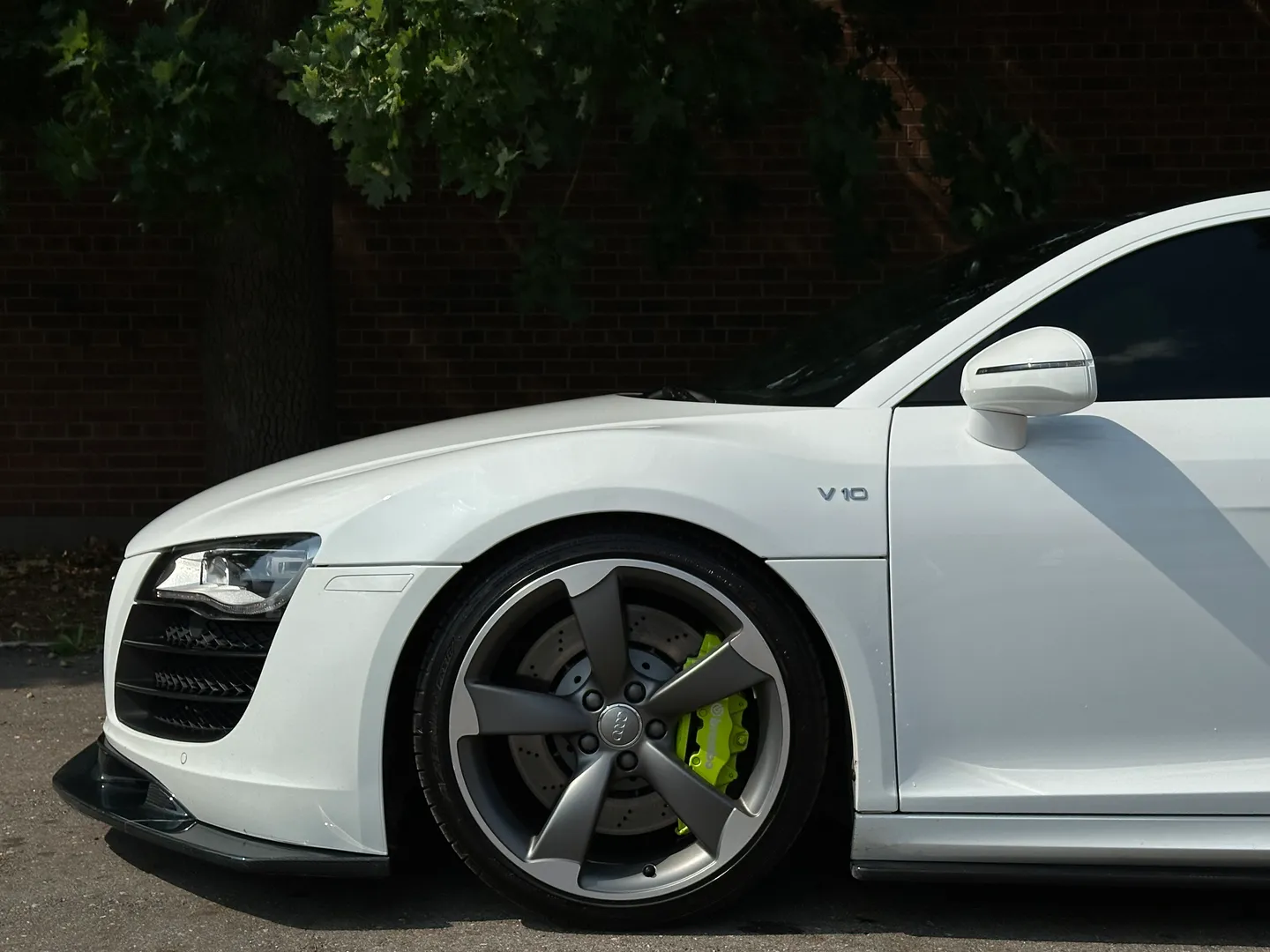 Audi R8 V10 Gated 6 Speed Manual Coupe — photo 10