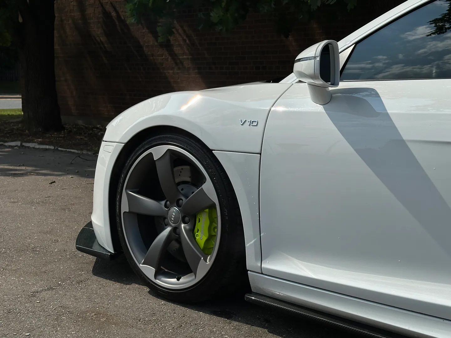 Audi R8 V10 Gated 6 Speed Manual Coupe — photo 12