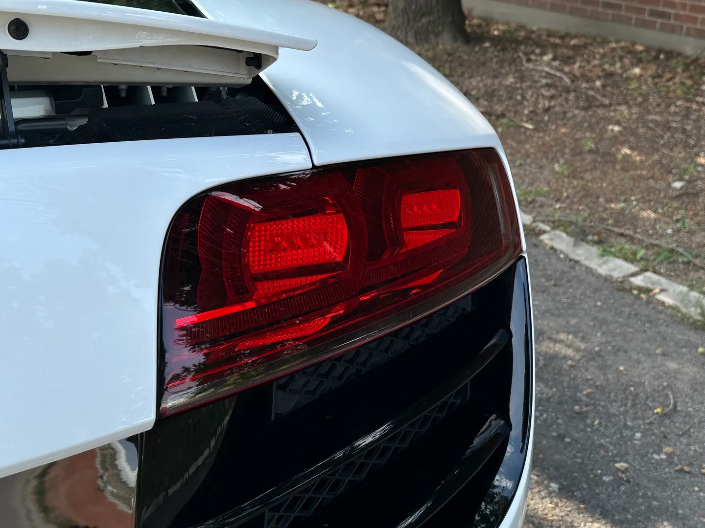 Audi R8 V10 Gated 6 Speed Manual Coupe — photo 25