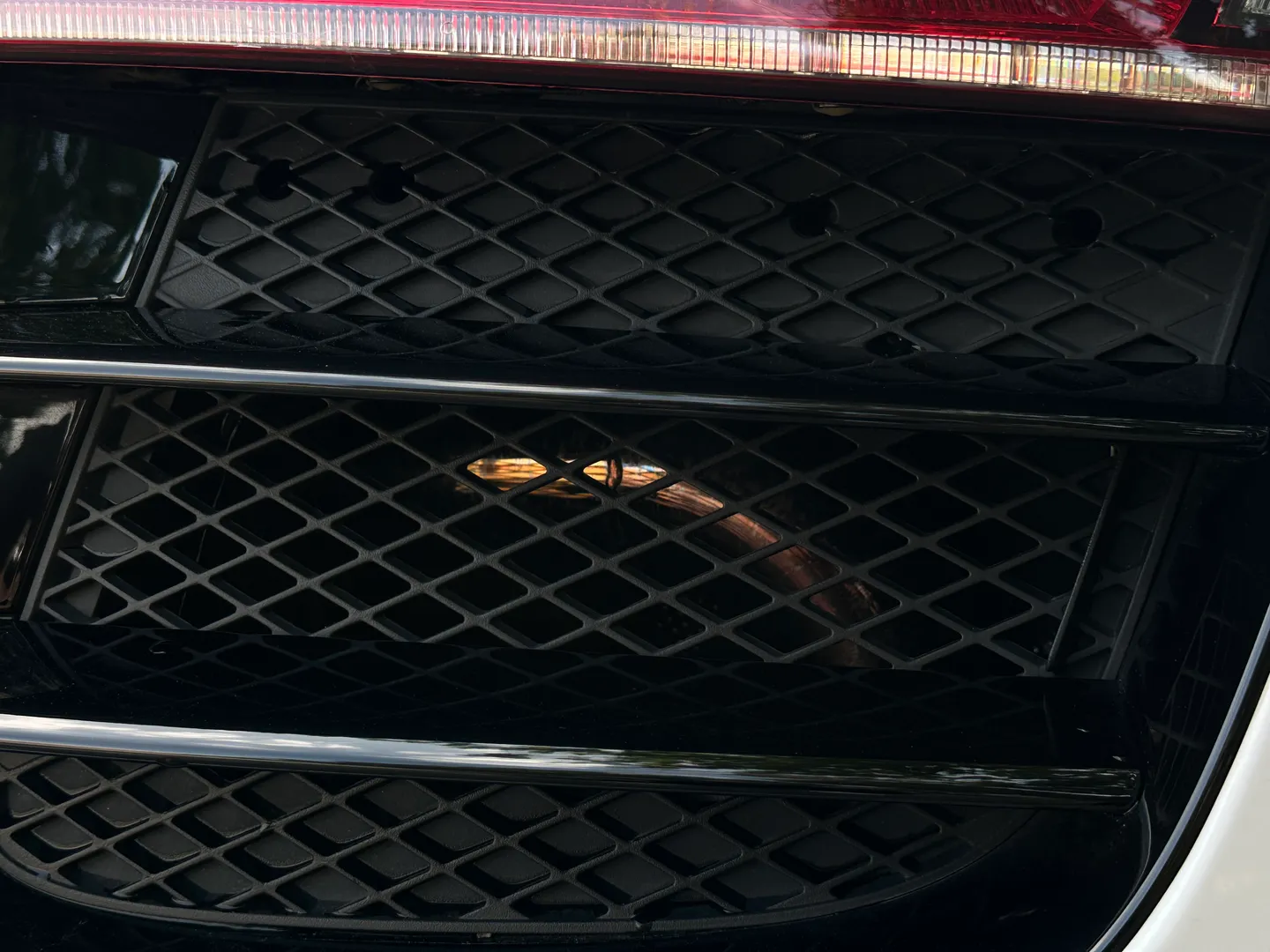 Audi R8 V10 Gated 6 Speed Manual Coupe — photo 28