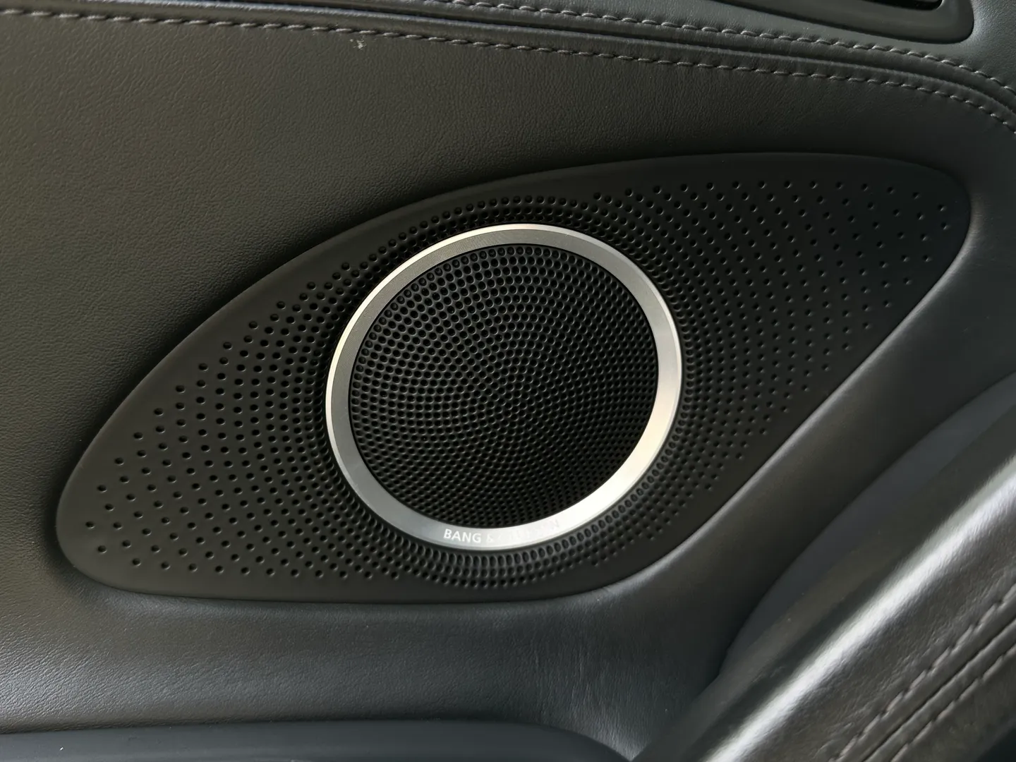 Audi R8 V10 Gated 6 Speed Manual Coupe — photo 43