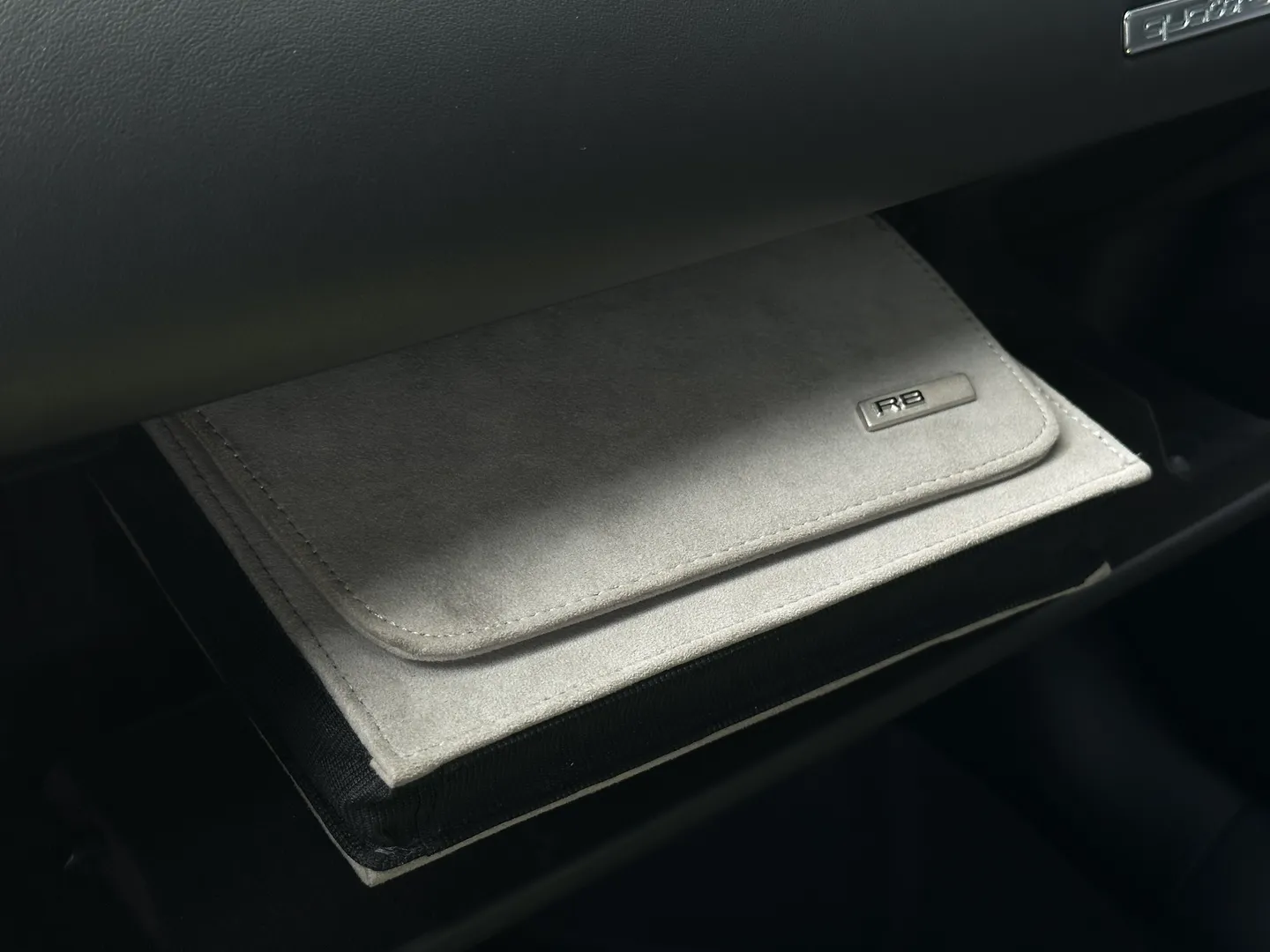 Audi R8 V10 Gated 6 Speed Manual Coupe — photo 59