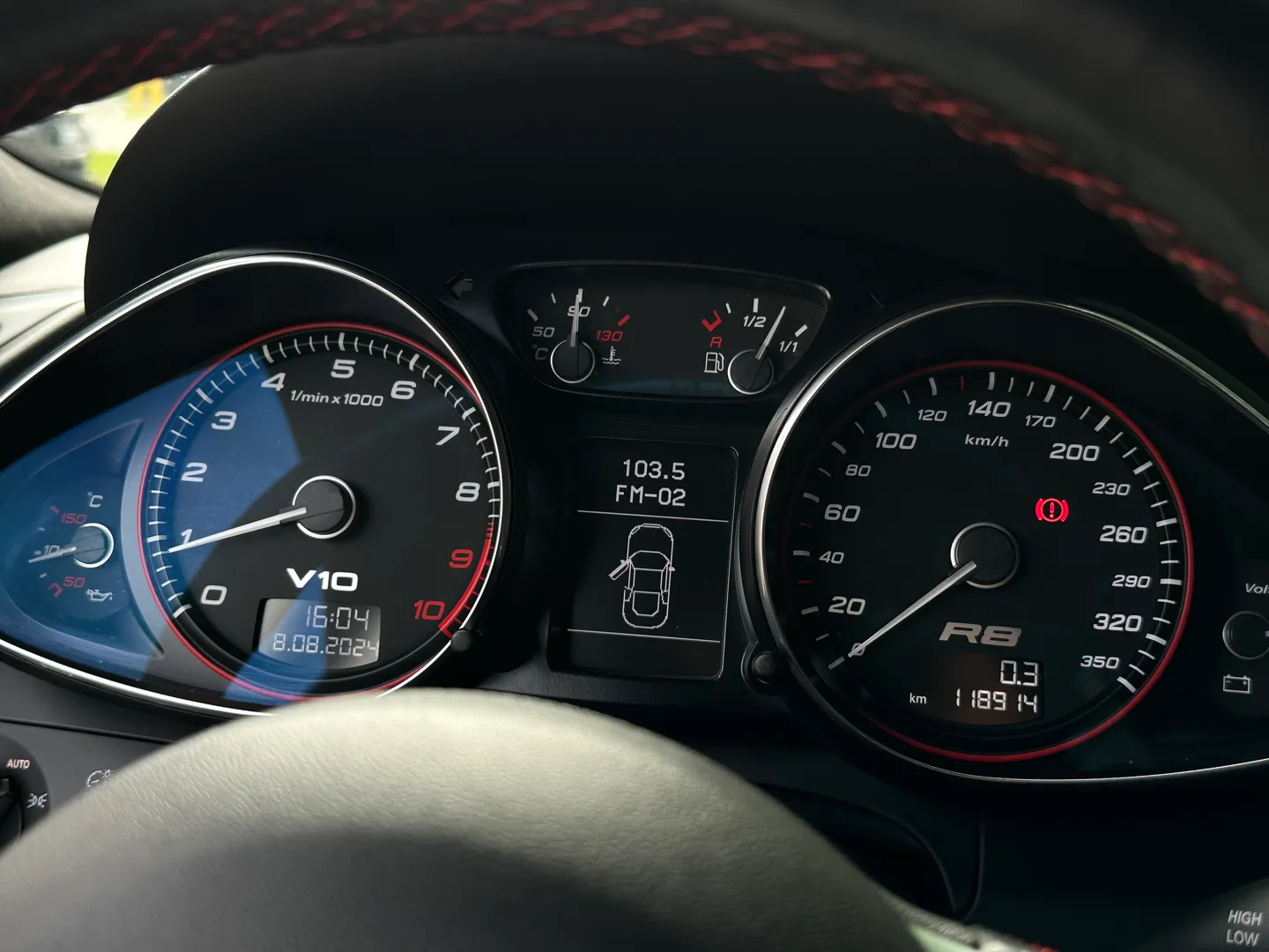 Audi R8 V10 Gated 6 Speed Manual Coupe — photo 66