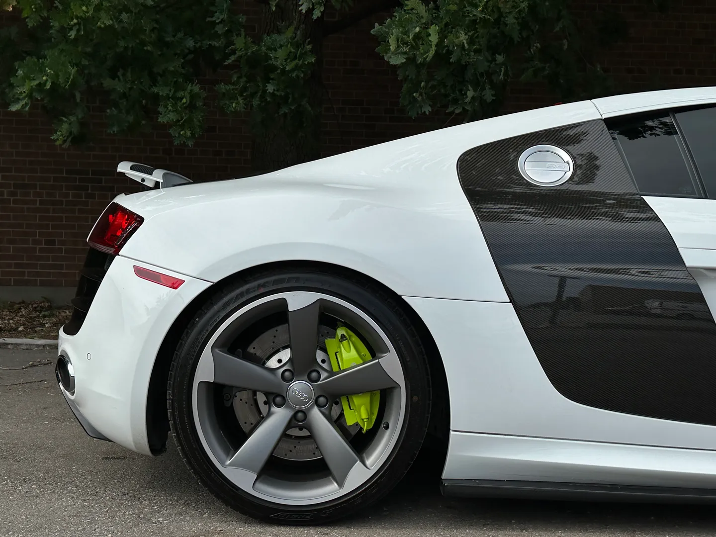 Audi R8 V10 Gated 6 Speed Manual Coupe — photo 77