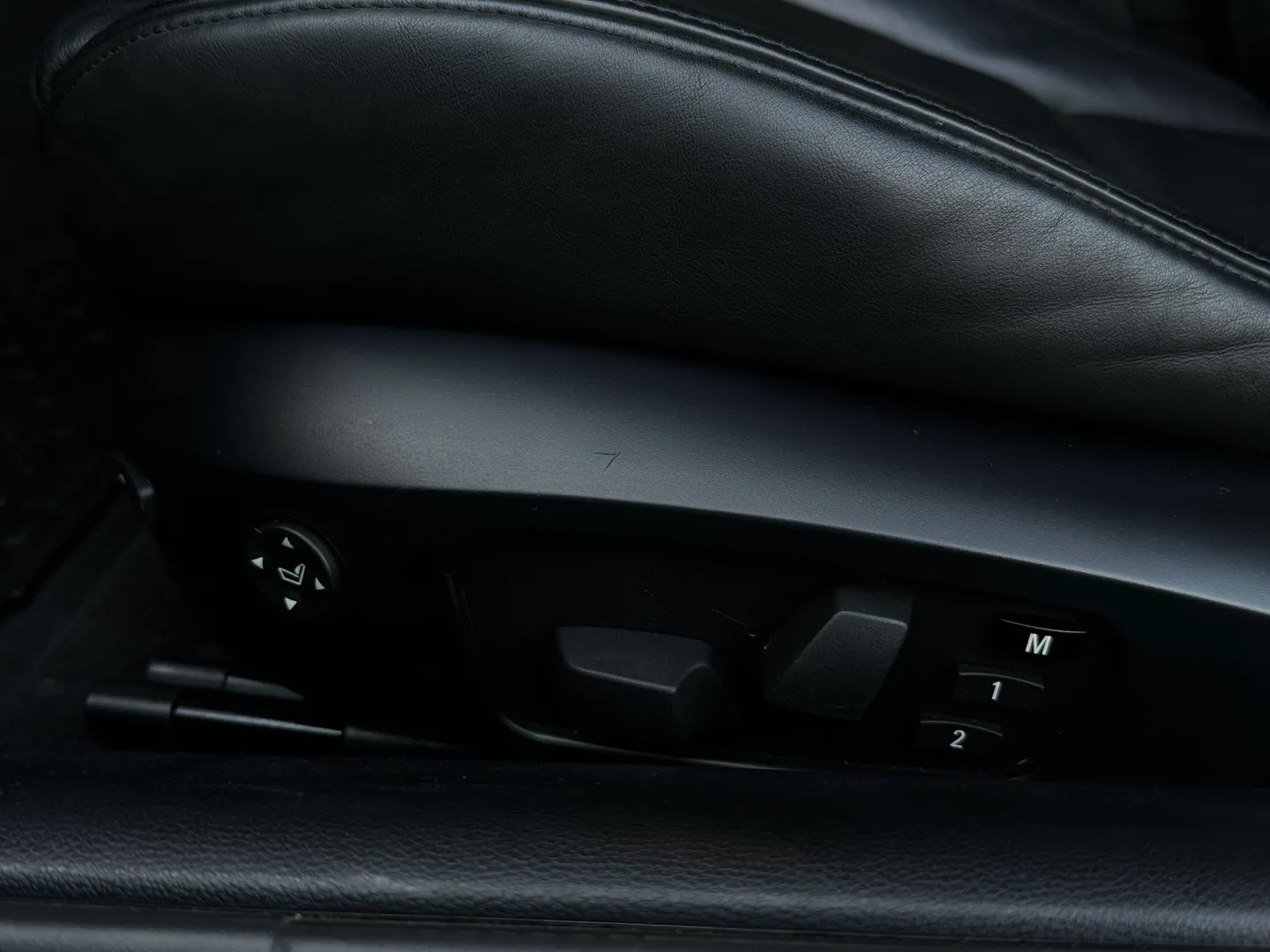 BMW M3 Coupe — photo 36