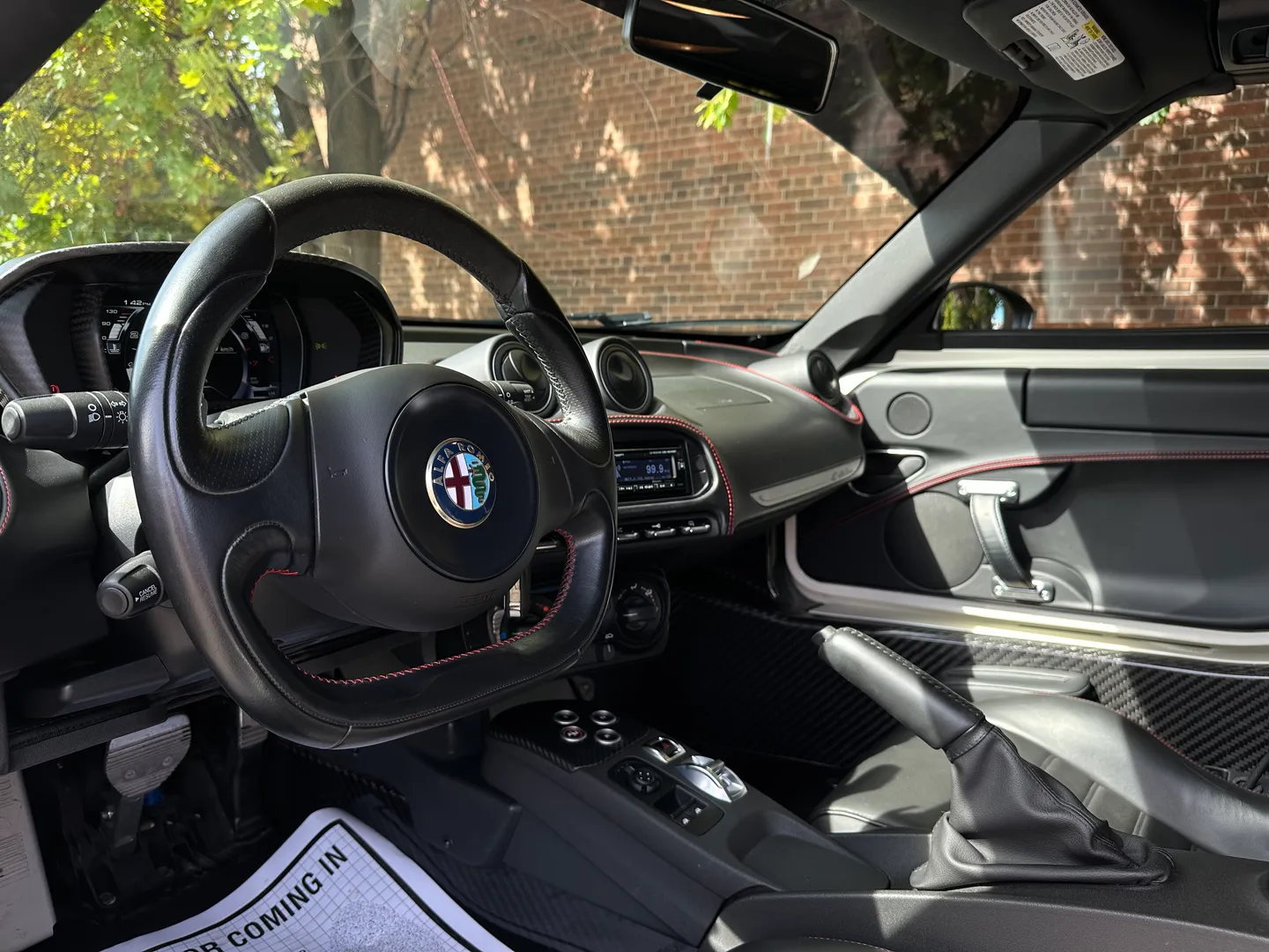 Alfa Romeo 4C Spider — photo 33