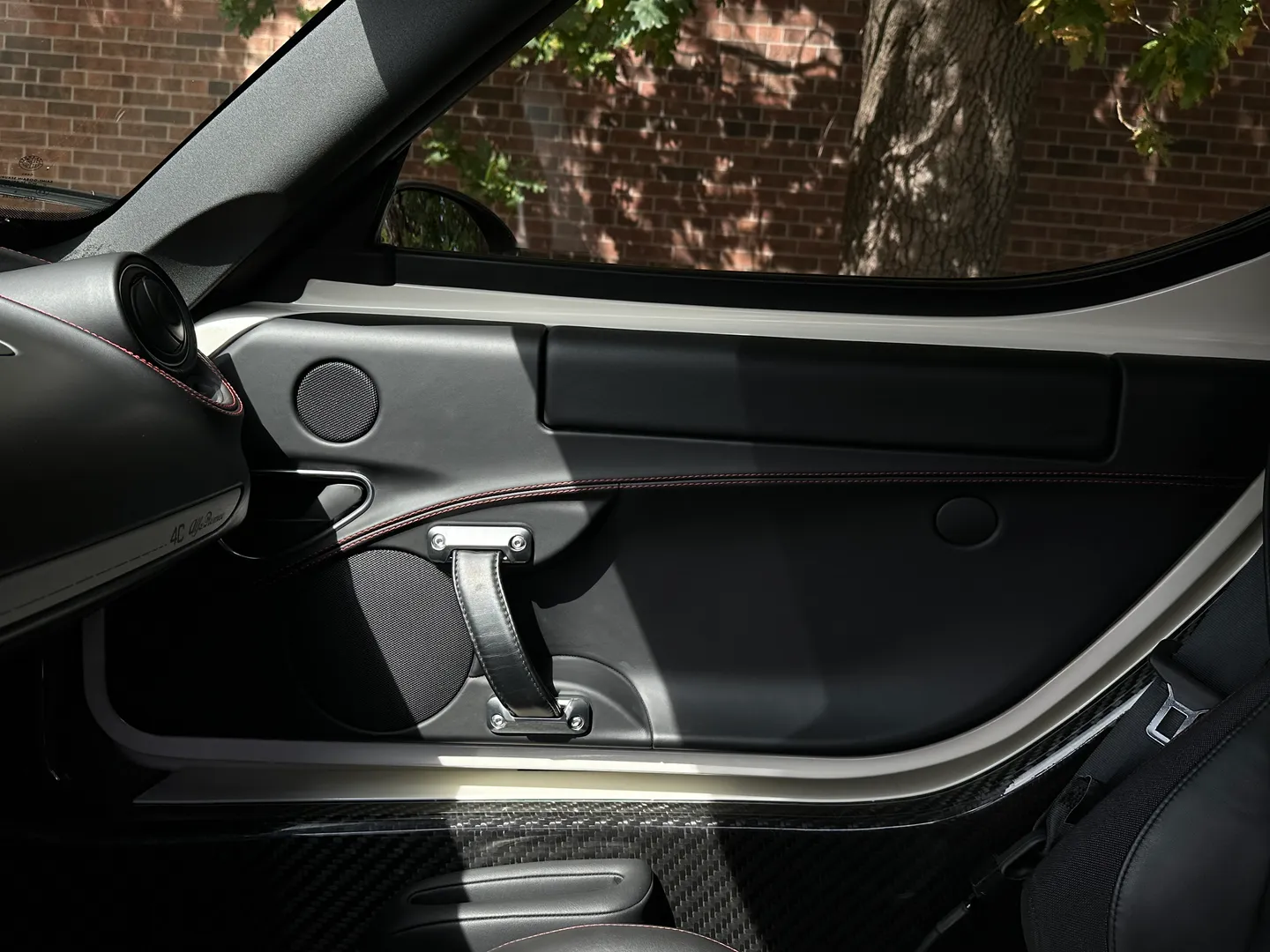 Alfa Romeo 4C Spider — photo 52