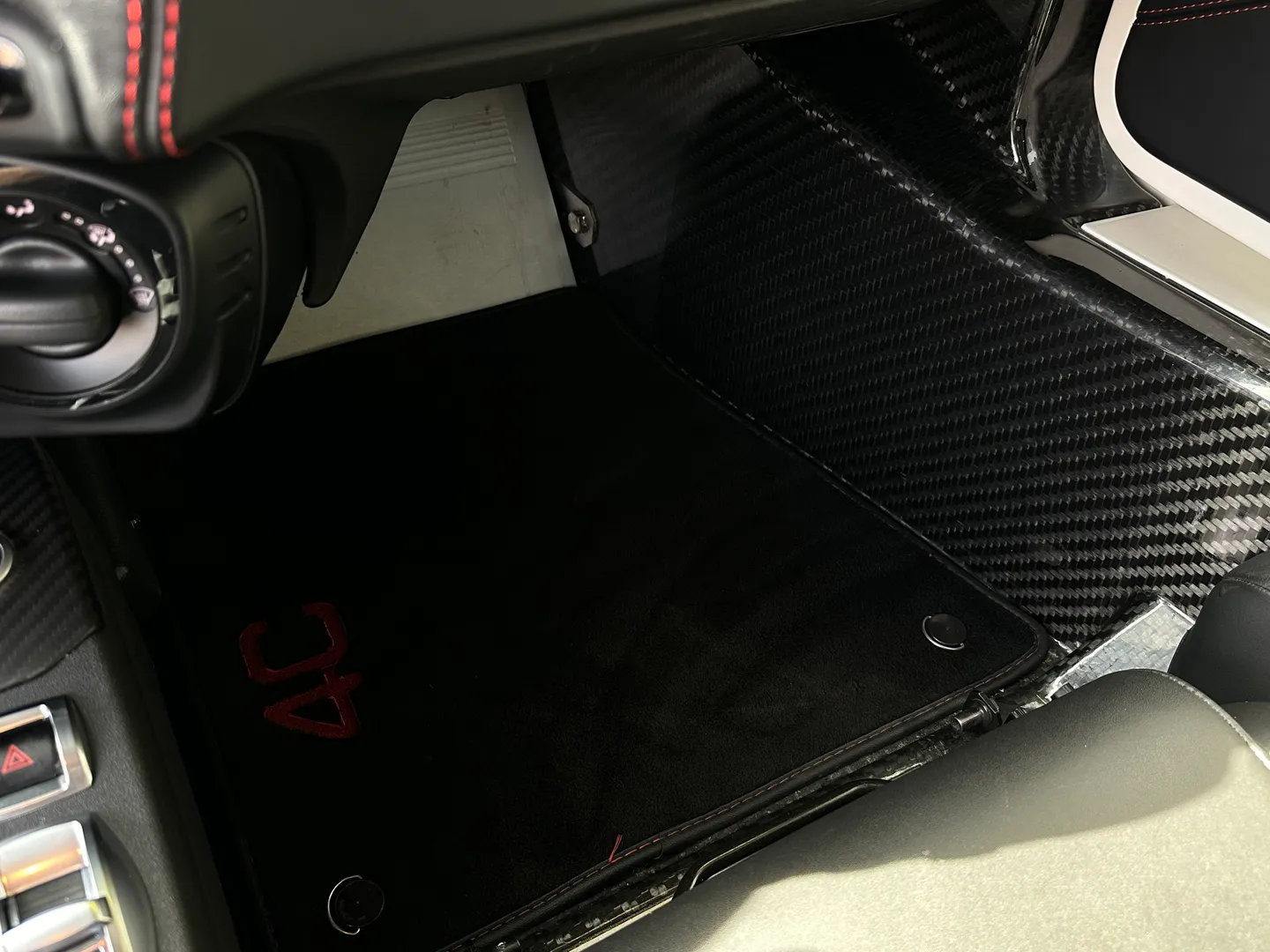 Alfa Romeo 4C Spider — photo 51