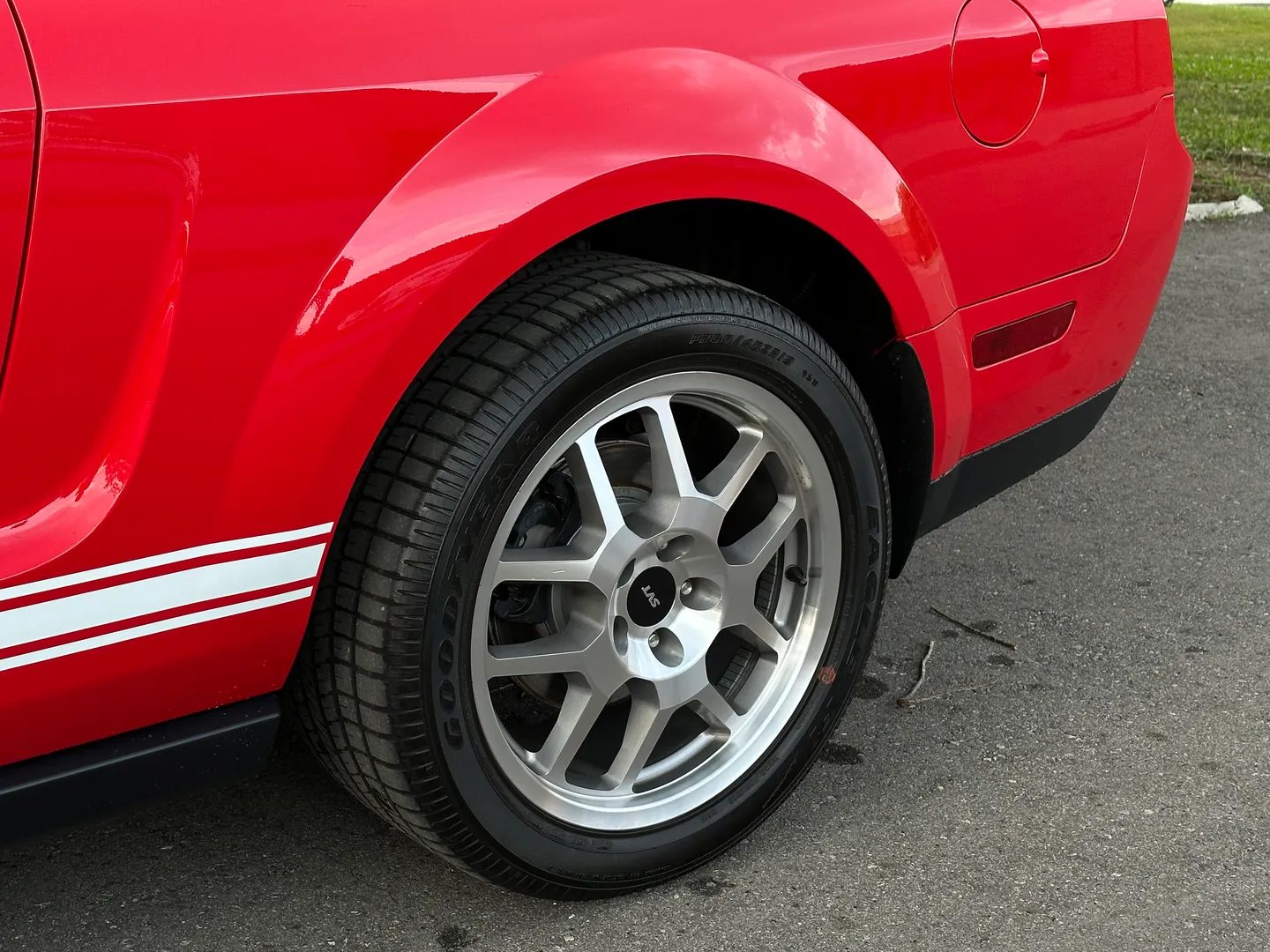 Ford Mustang Shelby GT500  — photo 10