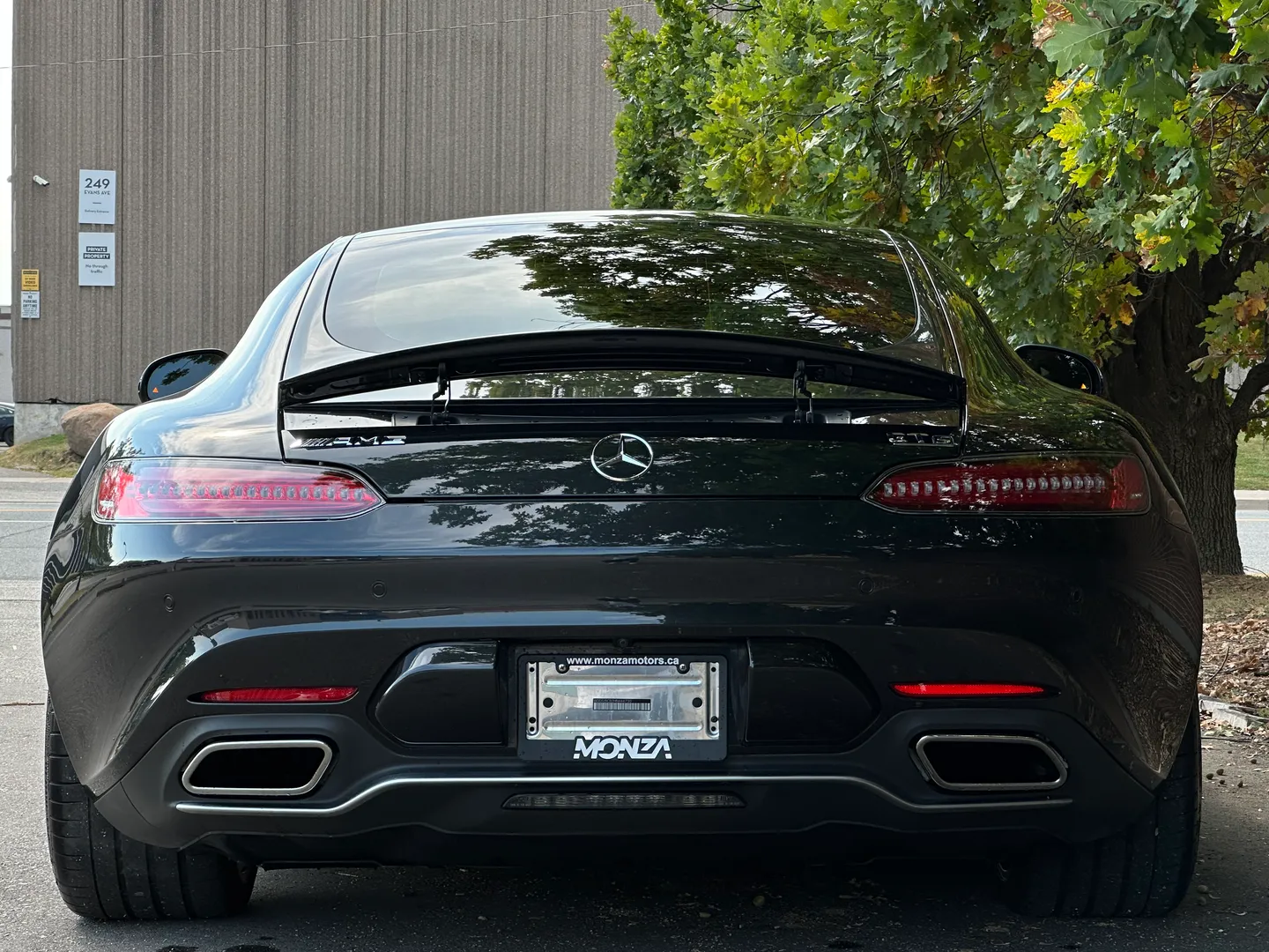 Mercedes Benz AMG GTS Coupe — photo 18