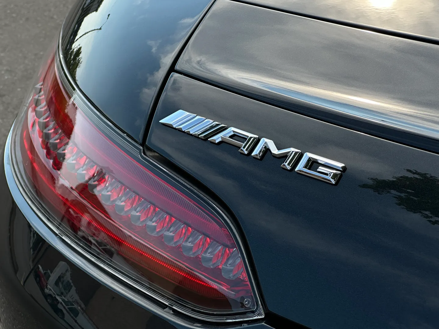 Mercedes Benz AMG GTS Coupe — photo 19