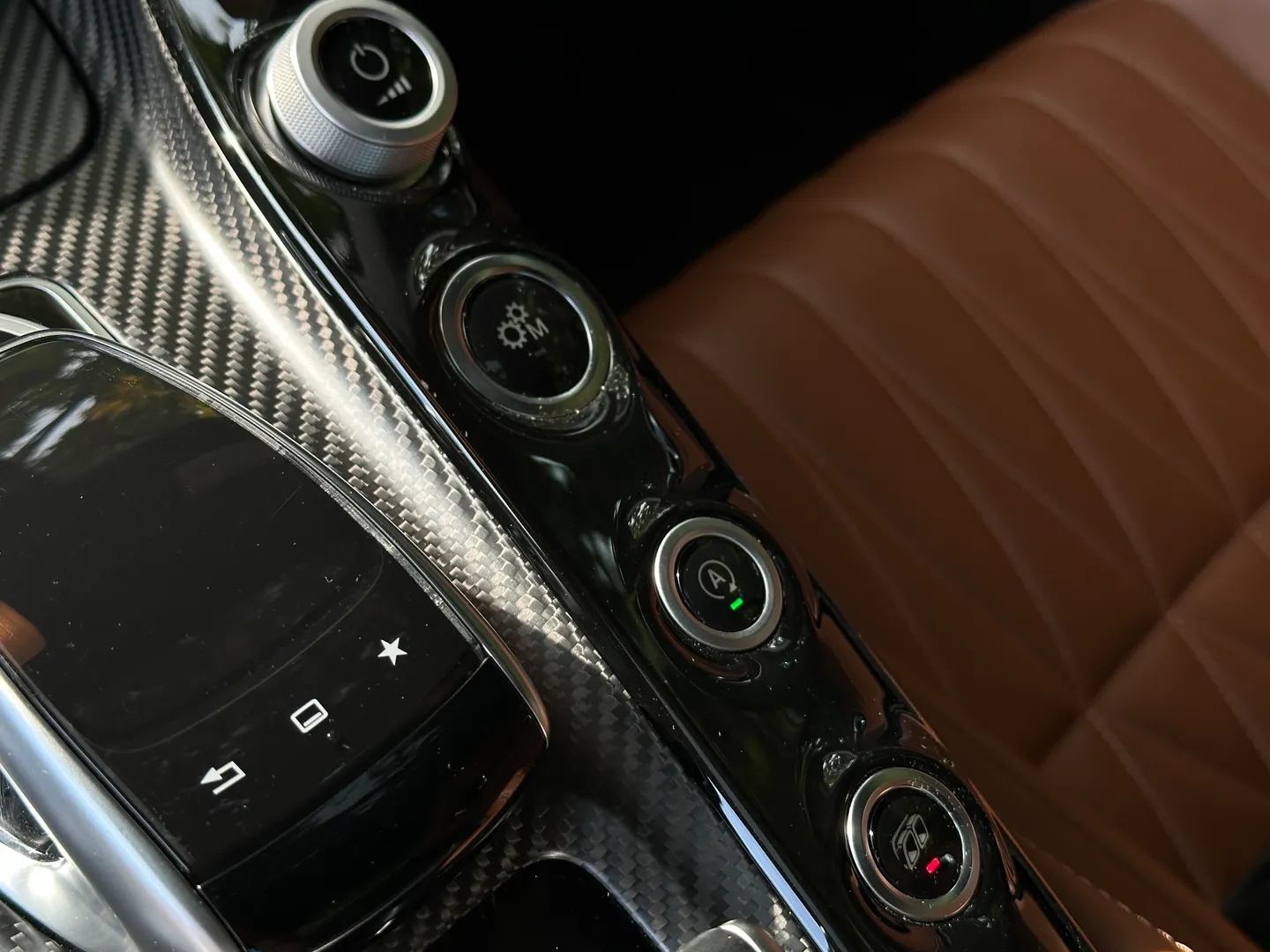 Mercedes Benz AMG GTS Coupe — photo 45