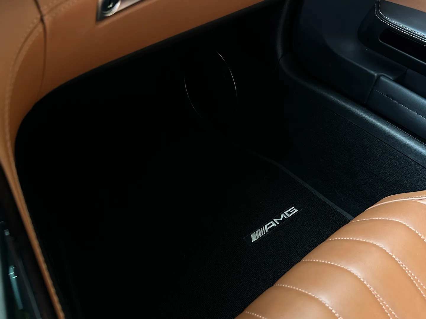 Mercedes Benz AMG GTS Coupe — photo 62