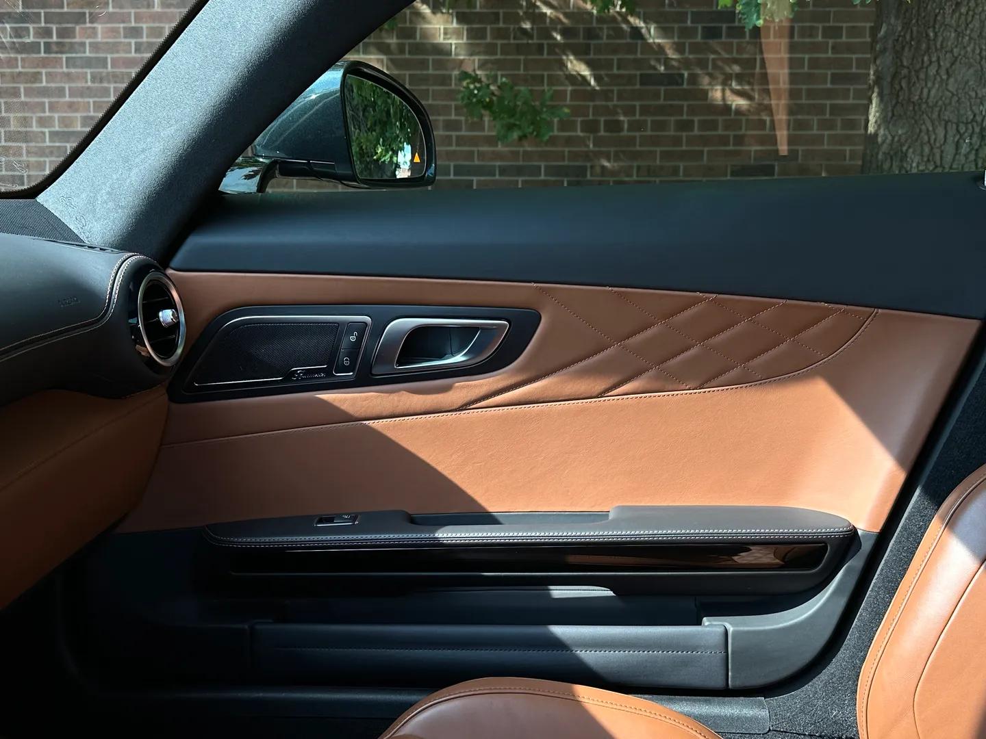 Mercedes Benz AMG GTS Coupe — photo 63