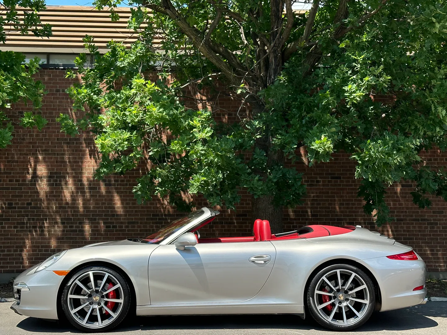 Porsche 911 Carrera S Cabriolet — photo 8