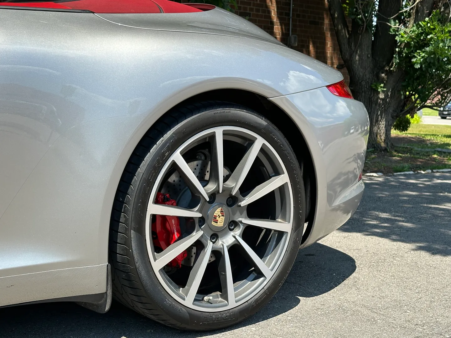 Porsche 911 Carrera S Cabriolet — photo 12