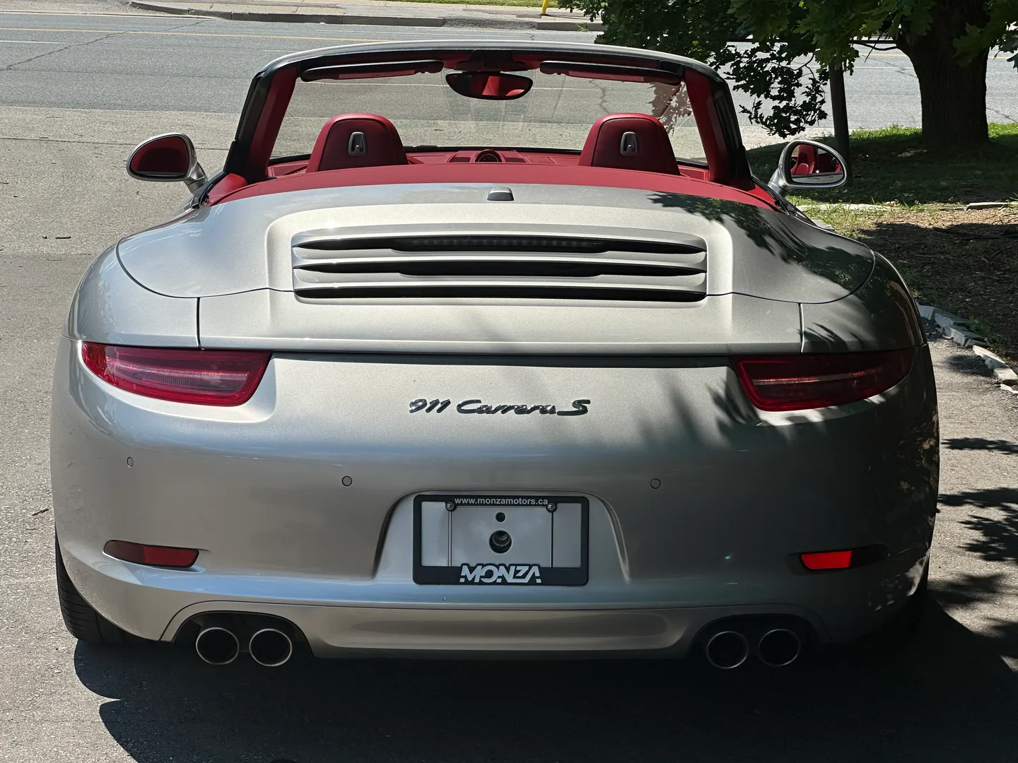 Porsche 911 Carrera S Cabriolet — photo 17