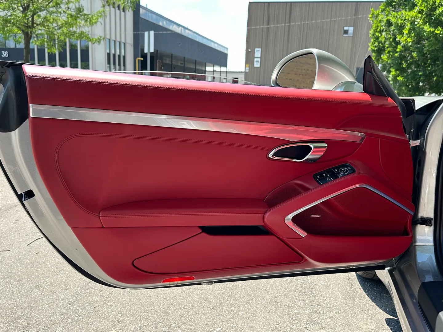 Porsche 911 Carrera S Cabriolet — photo 38