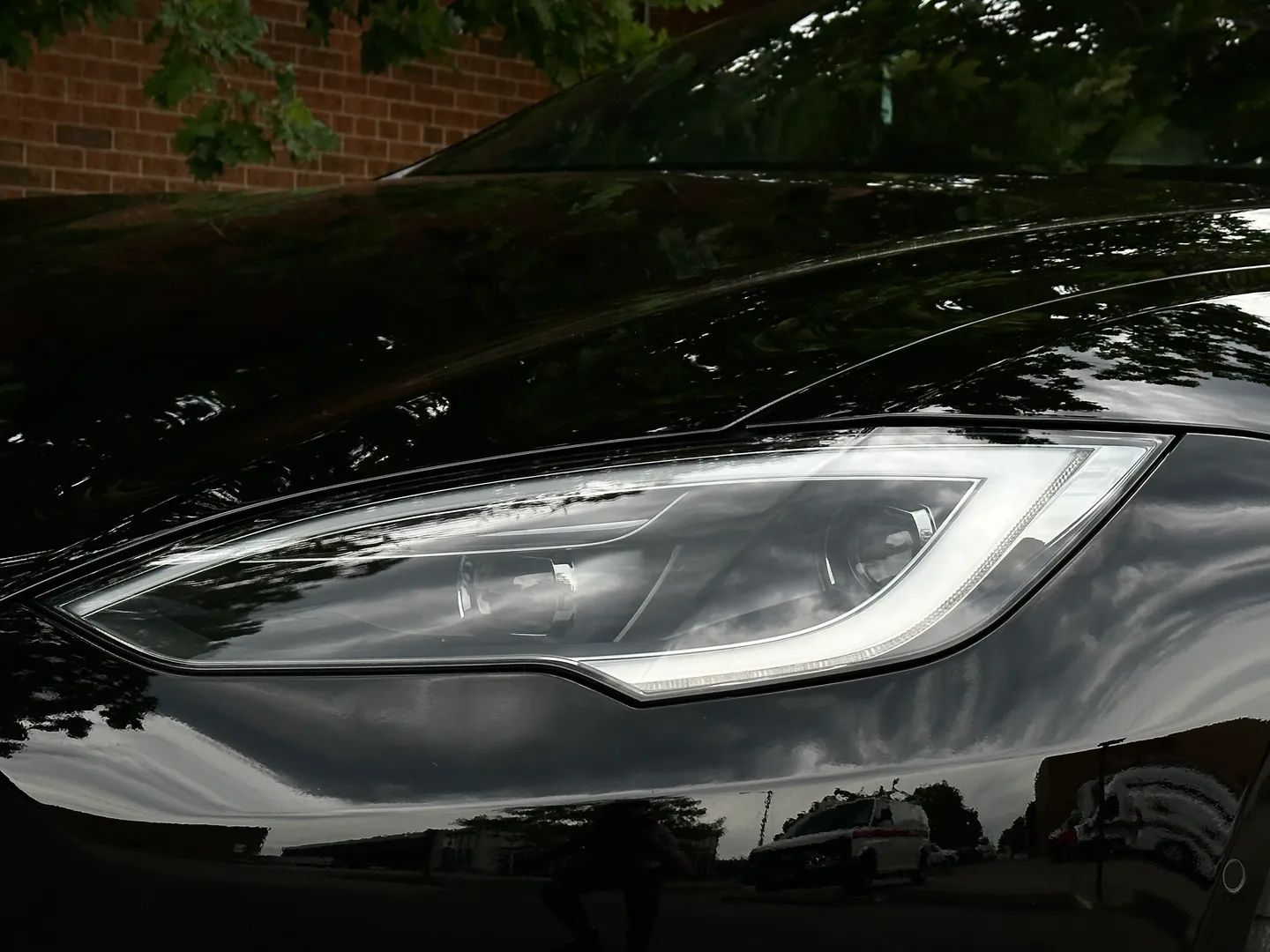 Tesla Model S Long Range — photo 3
