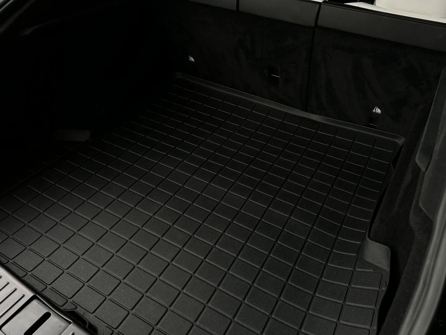 Tesla Model S Long Range — photo 18