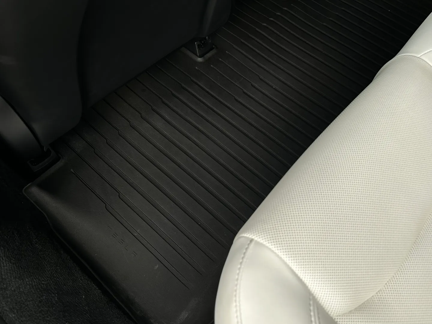 Tesla Model S Long Range — photo 62