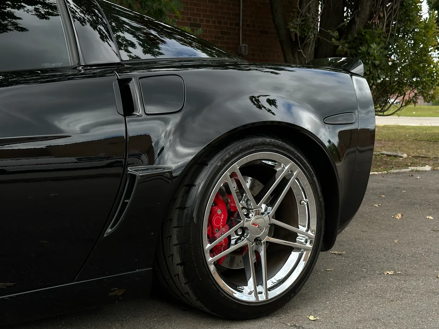 Chevrolet Corvette Z06 — photo 12