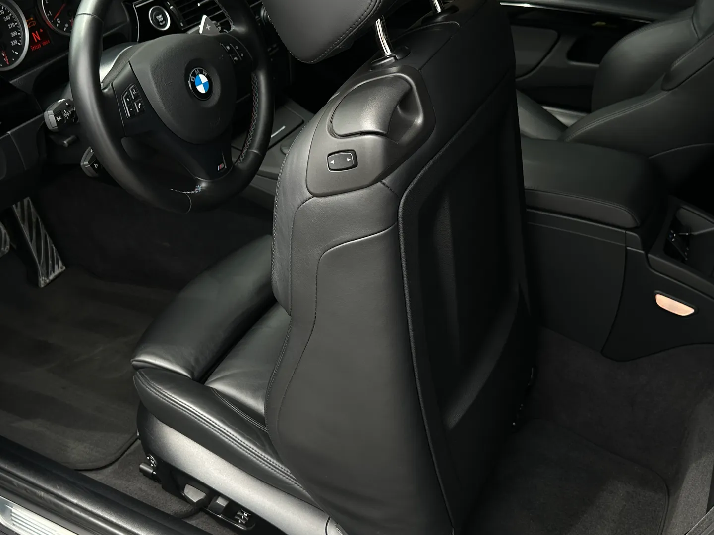 2013 BMW M3 — photo 43