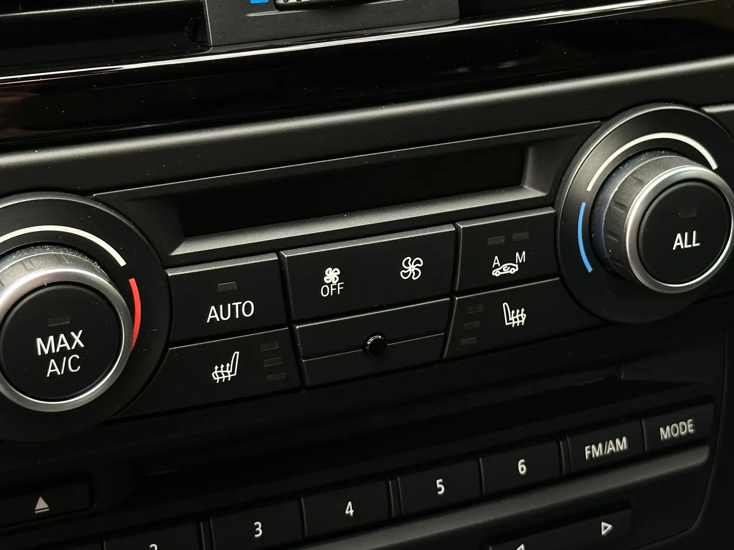 2013 BMW M3 — photo 57