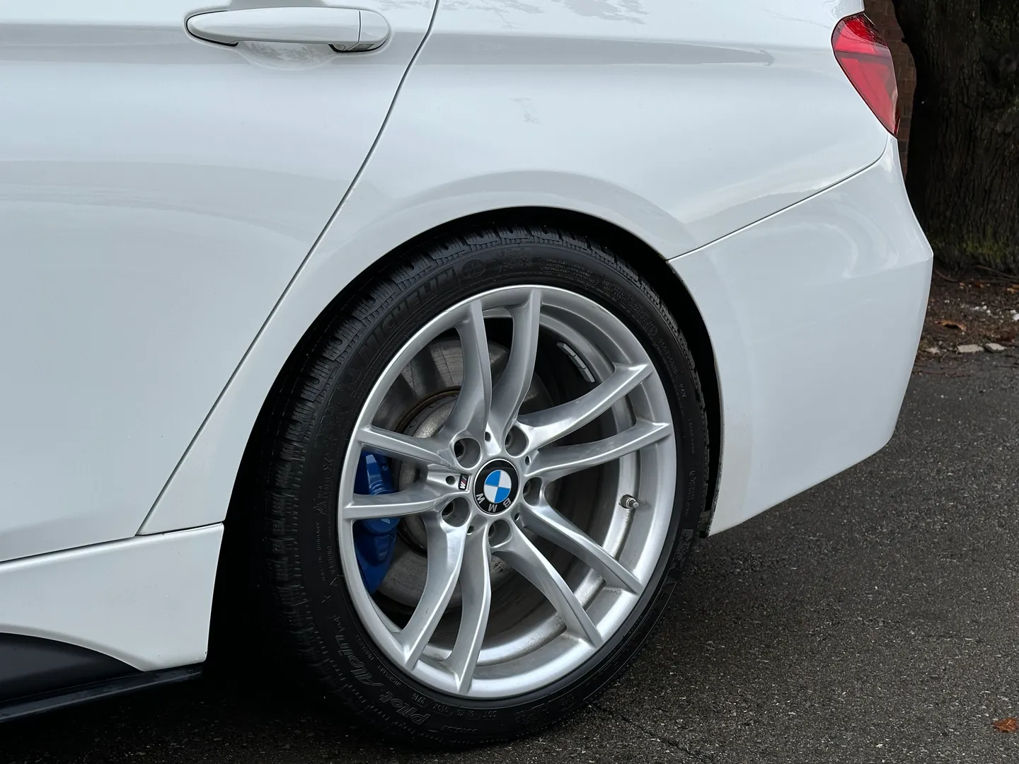2017 BMW 340I — photo 14