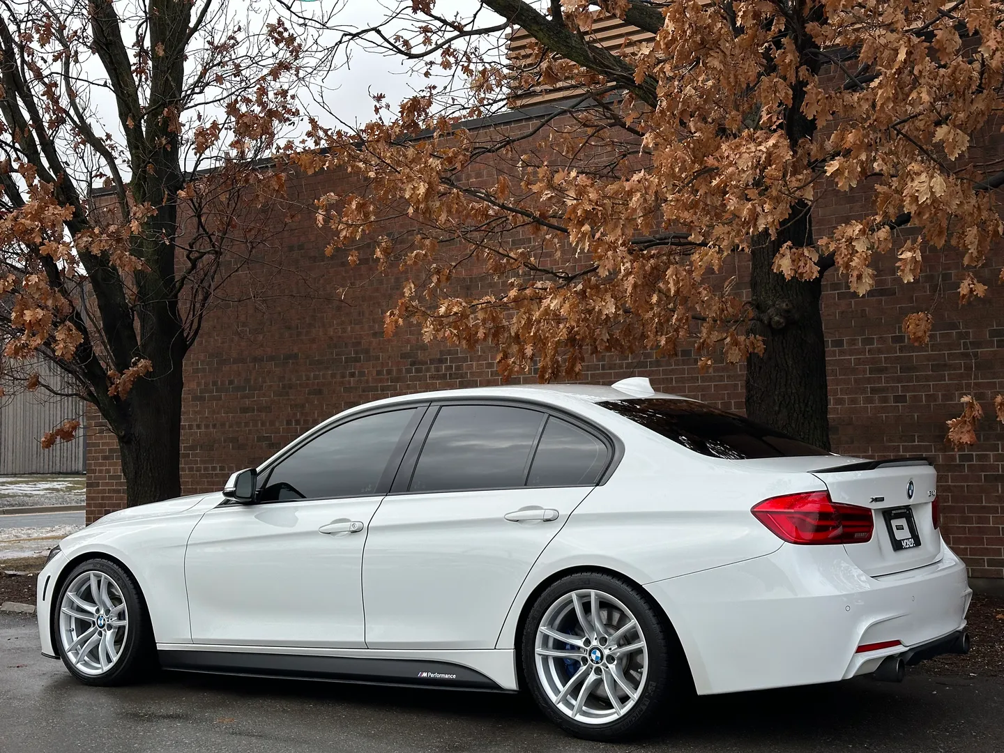 2017 BMW 340I — photo 21